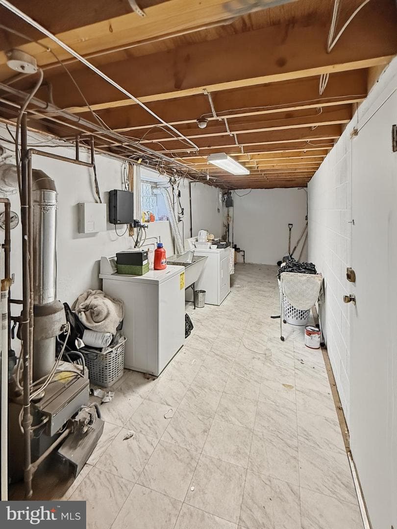 562 Larkspur Street photo 16