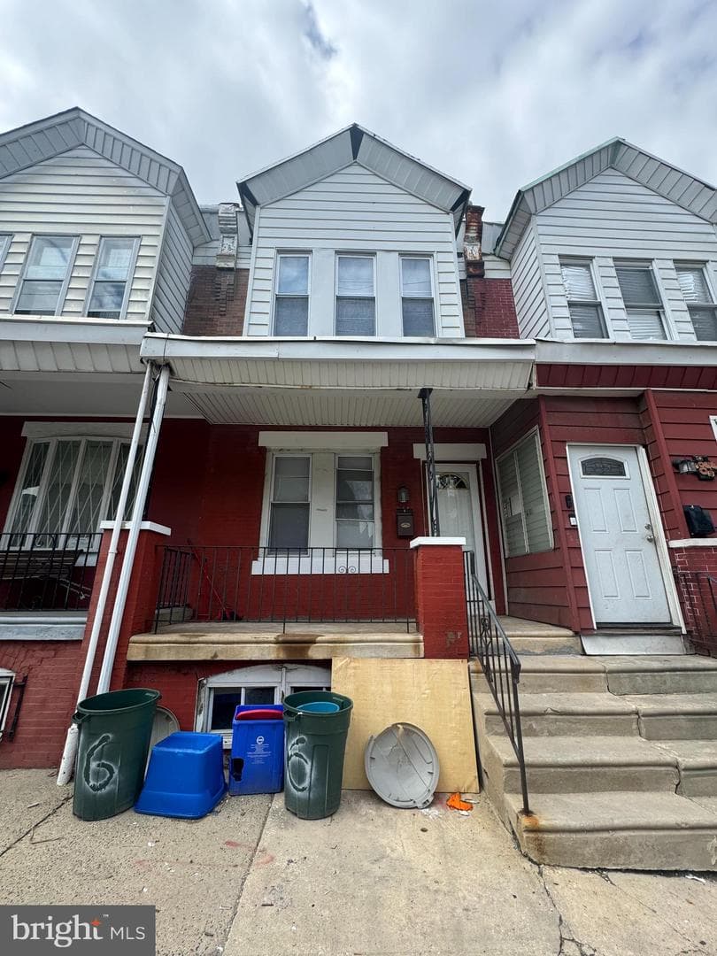 846 S Alden Street photo 8