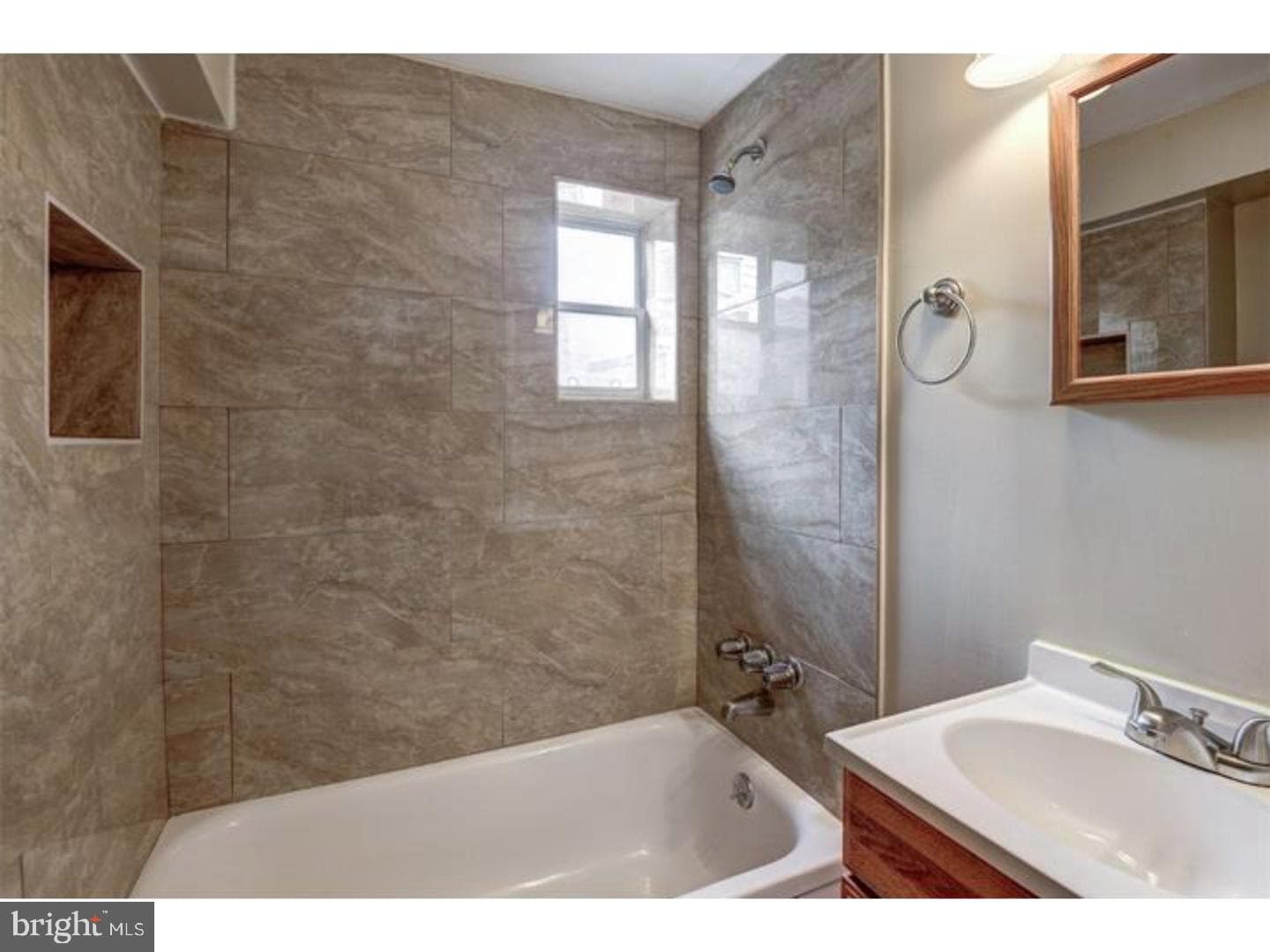 2666 Webb Street photo 16