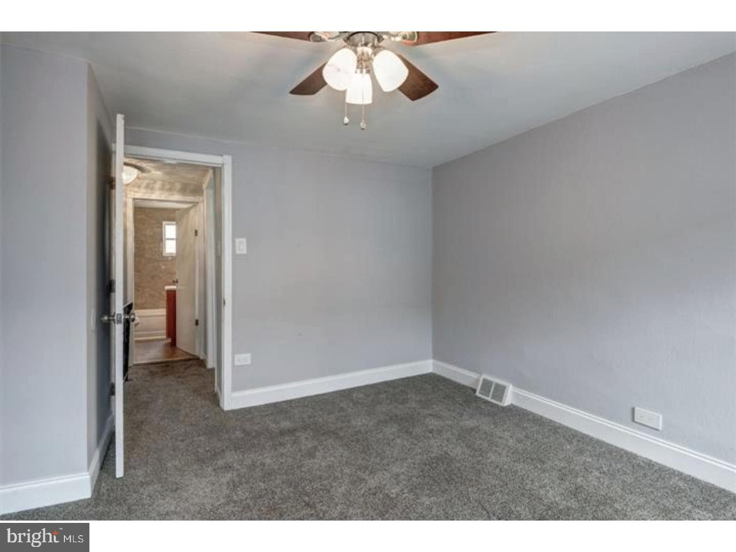 2666 Webb Street photo 22