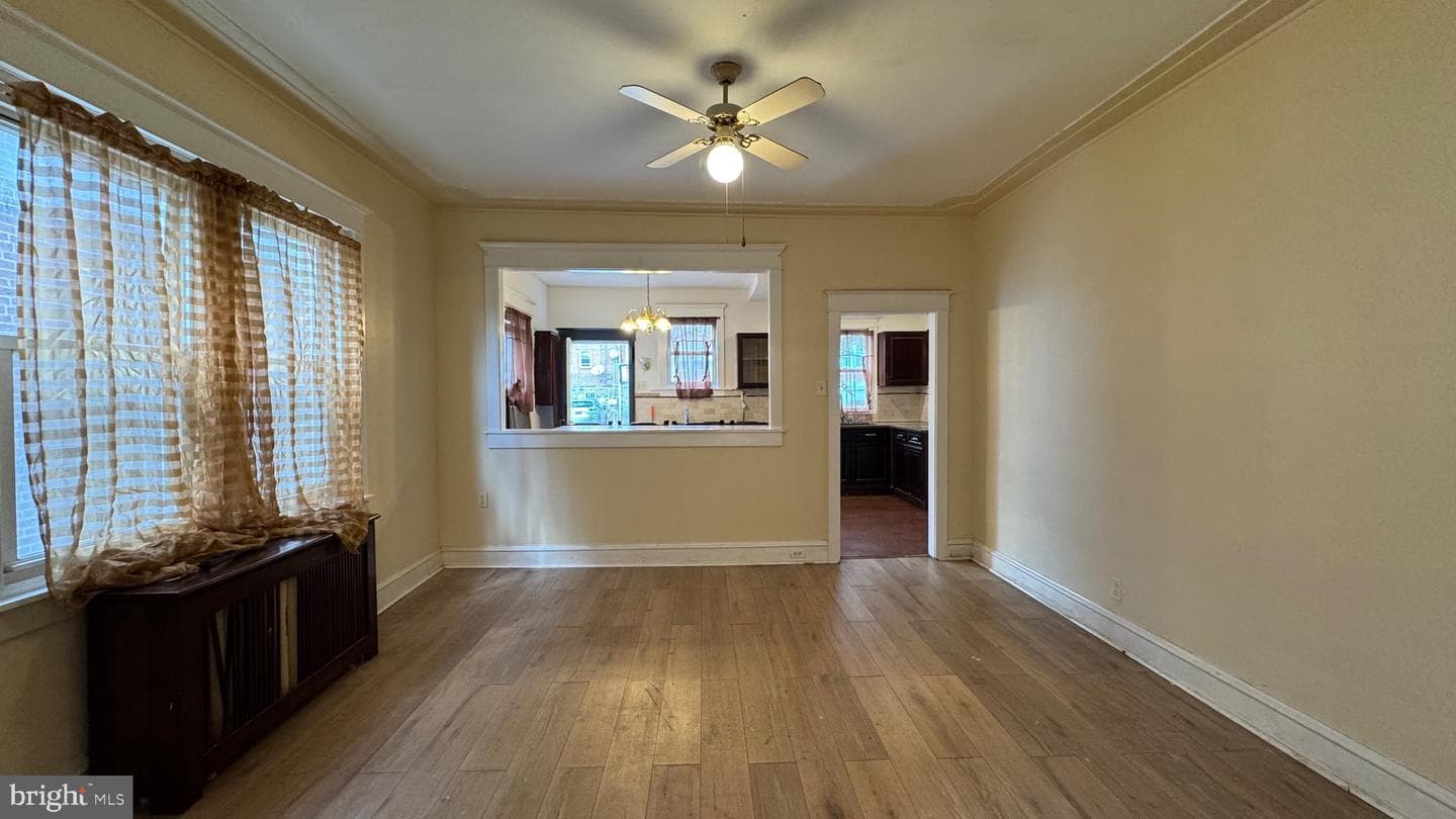 3405 Tyson Avenue photo 12