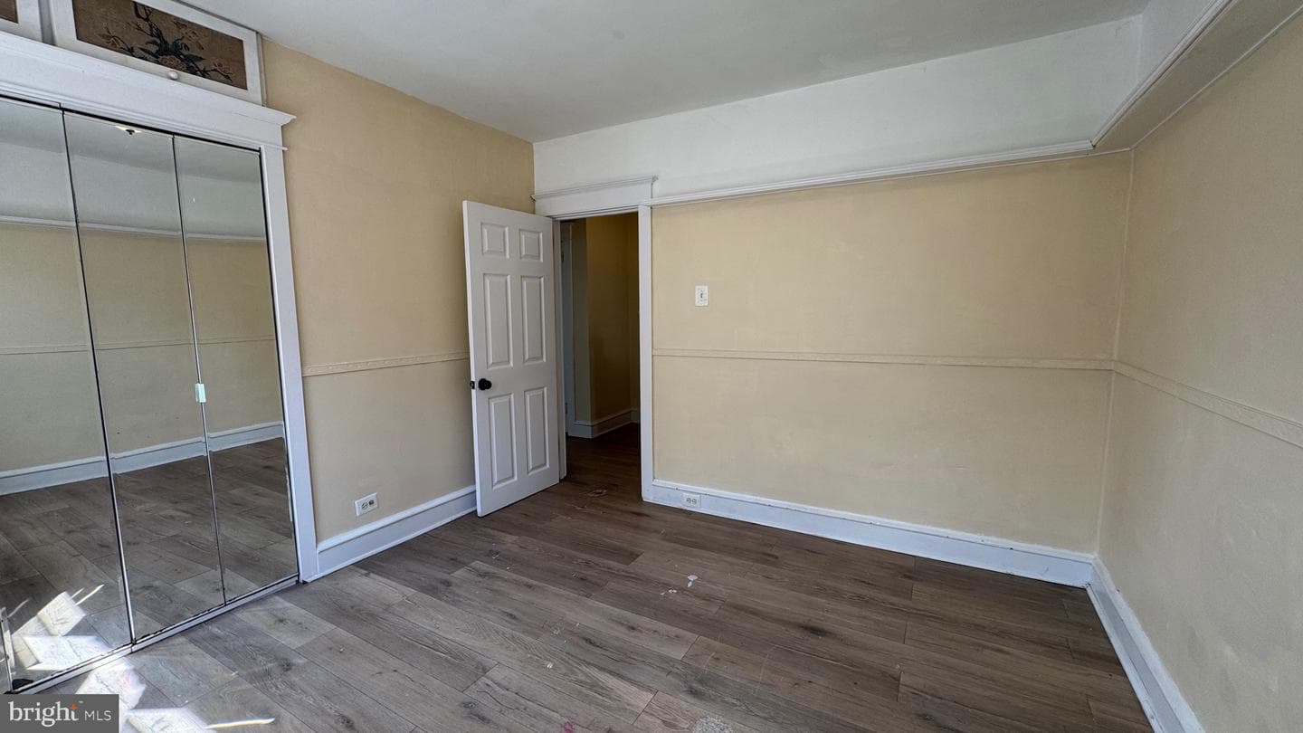 3405 Tyson Avenue photo 16