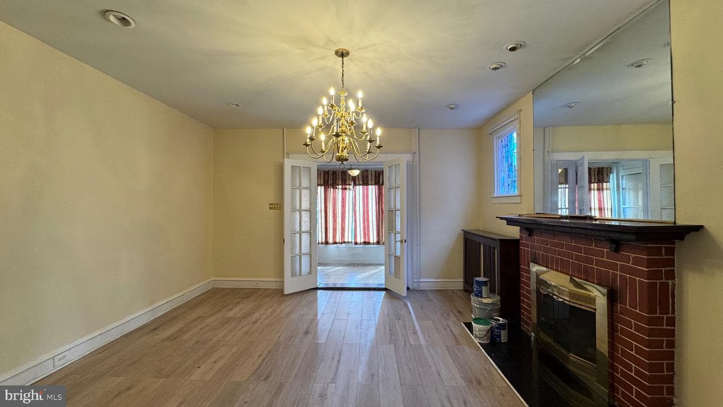 3405 Tyson Avenue photo 9
