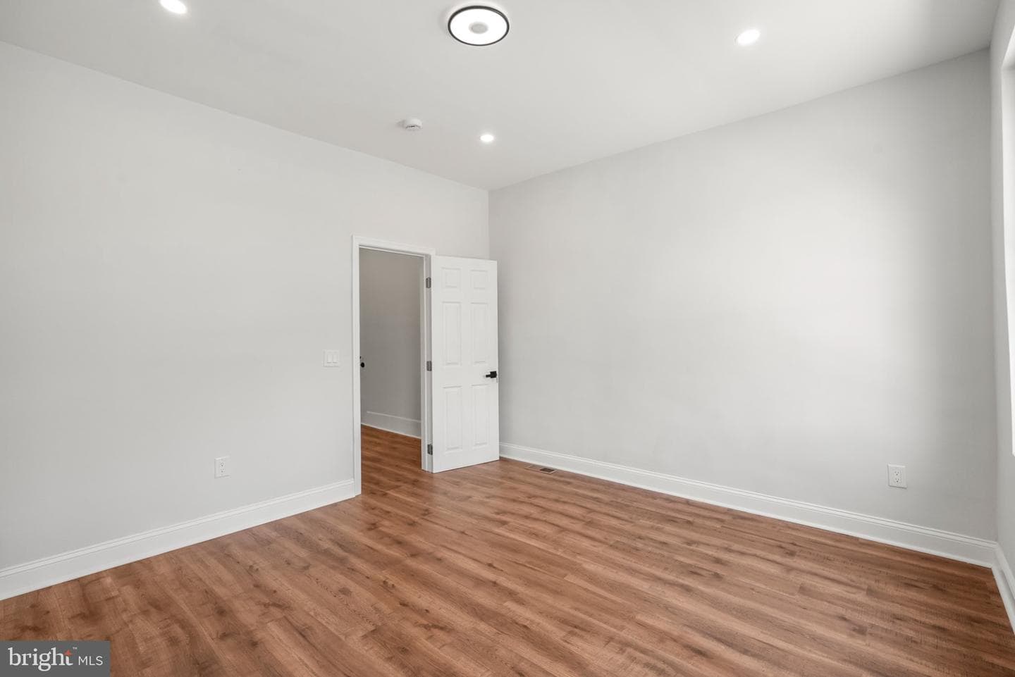 895 N 66th Street photo 20