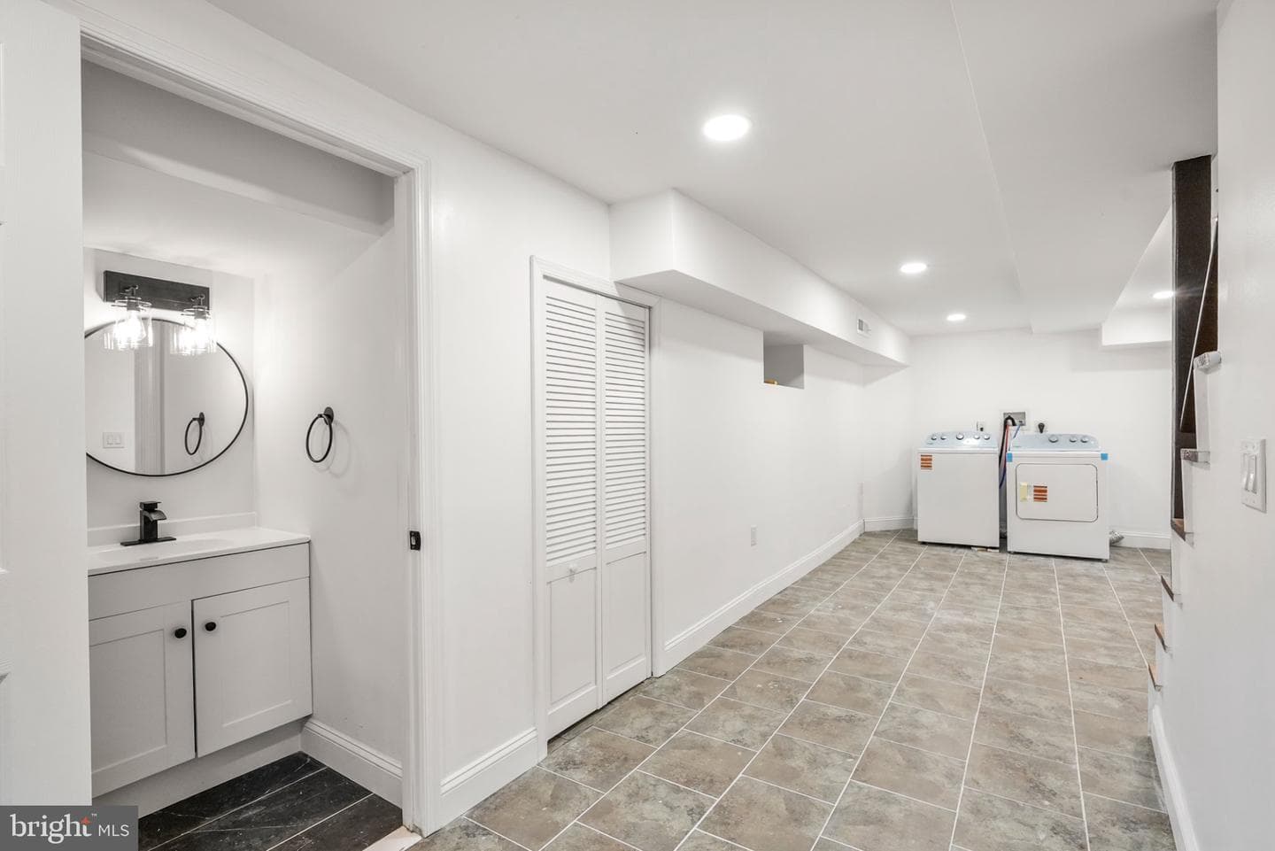 895 N 66th Street photo 34