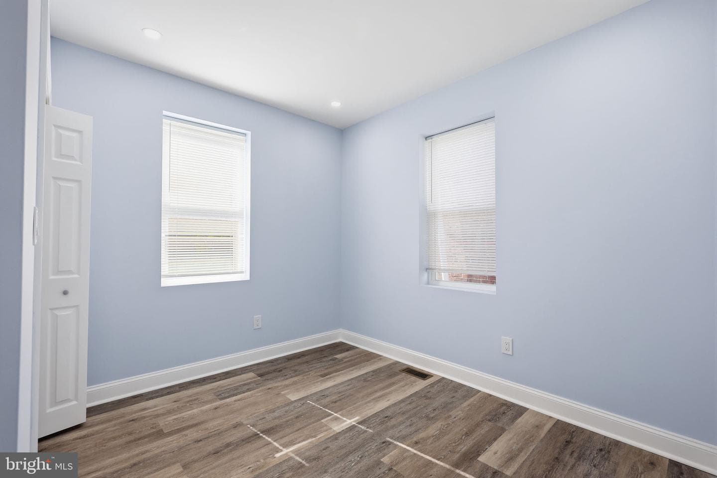 1546 N 61st Street photo 11