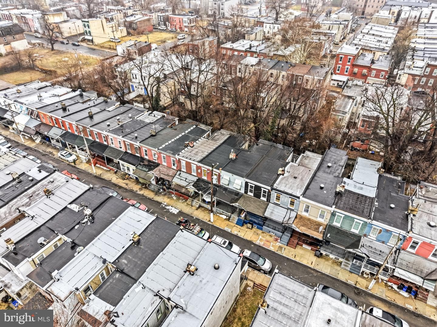 3033 N Sydenham Street photo 3