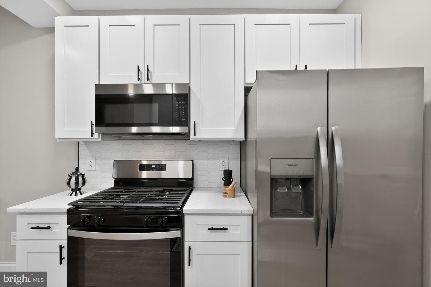 5055 Brown Street photo 16
