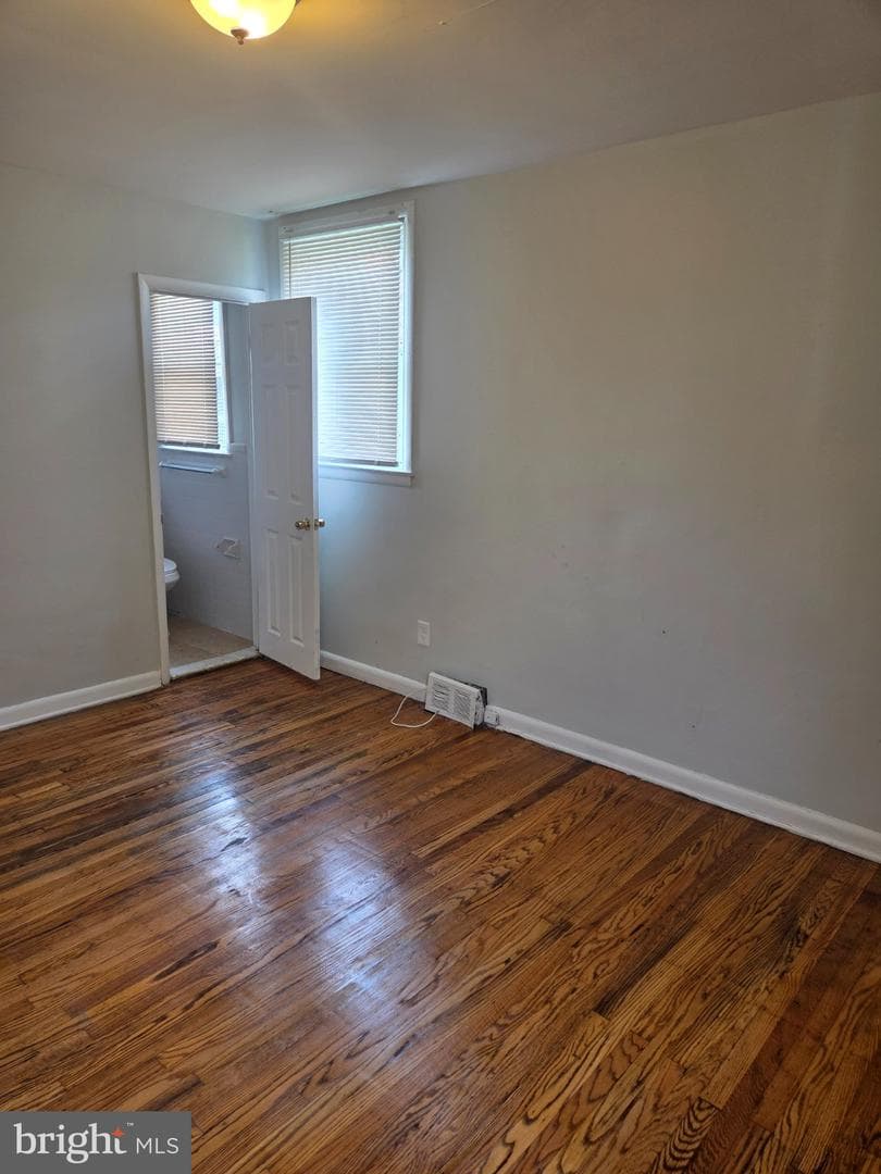 2037 Napfle Avenue photo 7