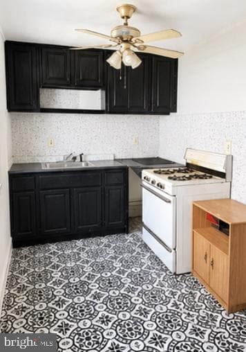 2107 Tasker Street photo 2