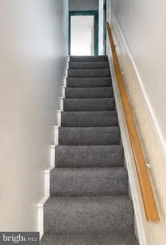 2107 Tasker Street photo 3