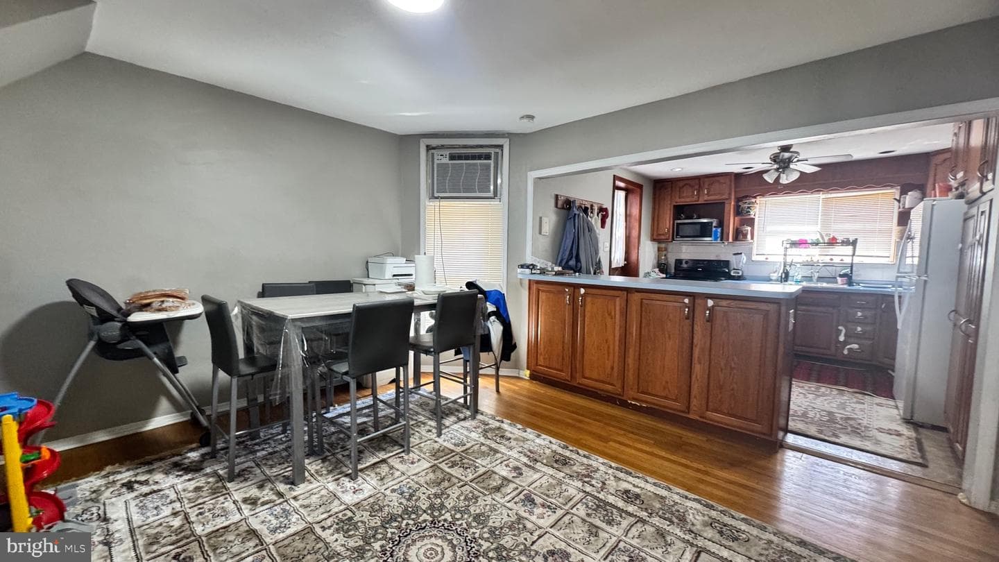 3348 Englewood Street photo 8