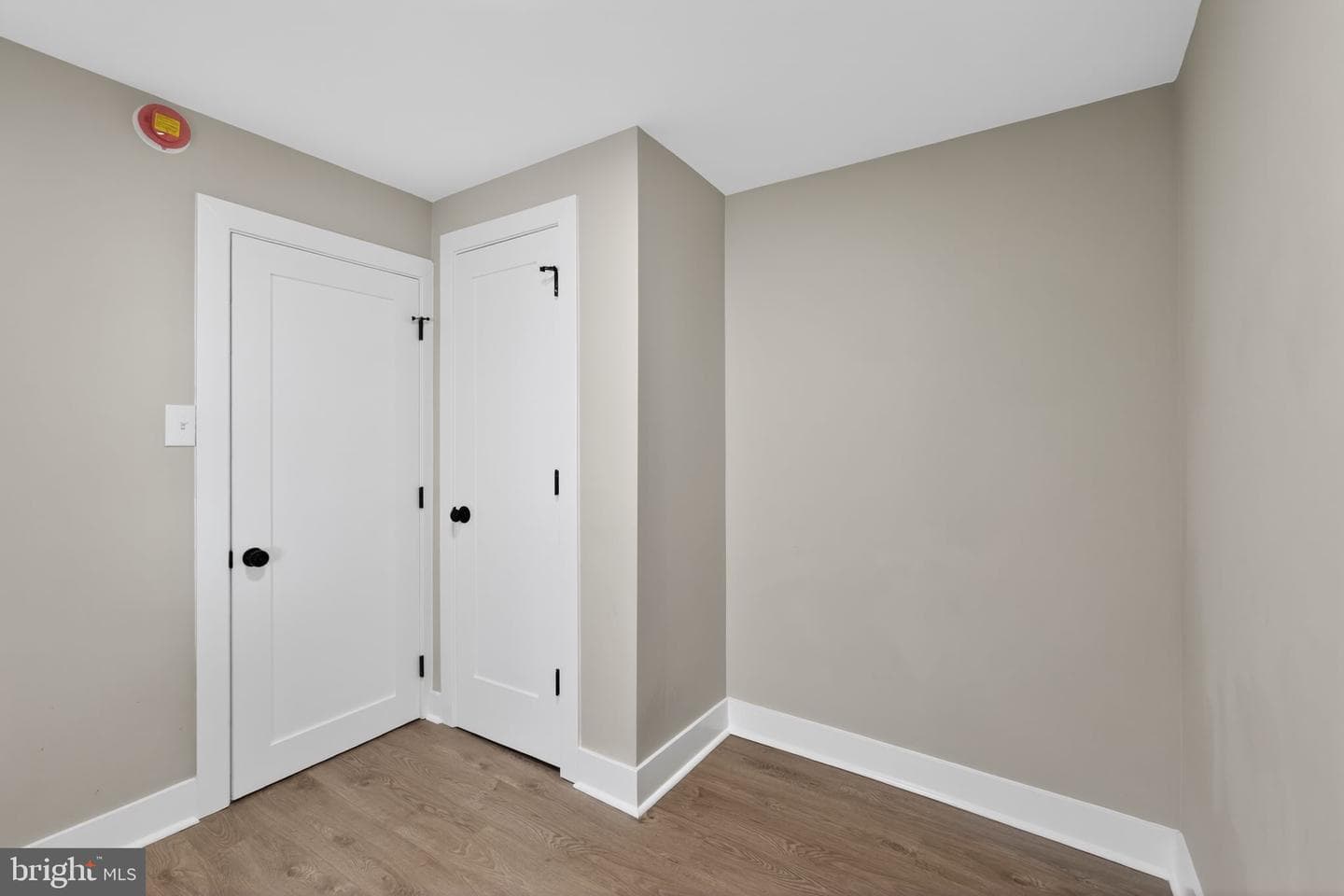 1537 Latona Street photo 20