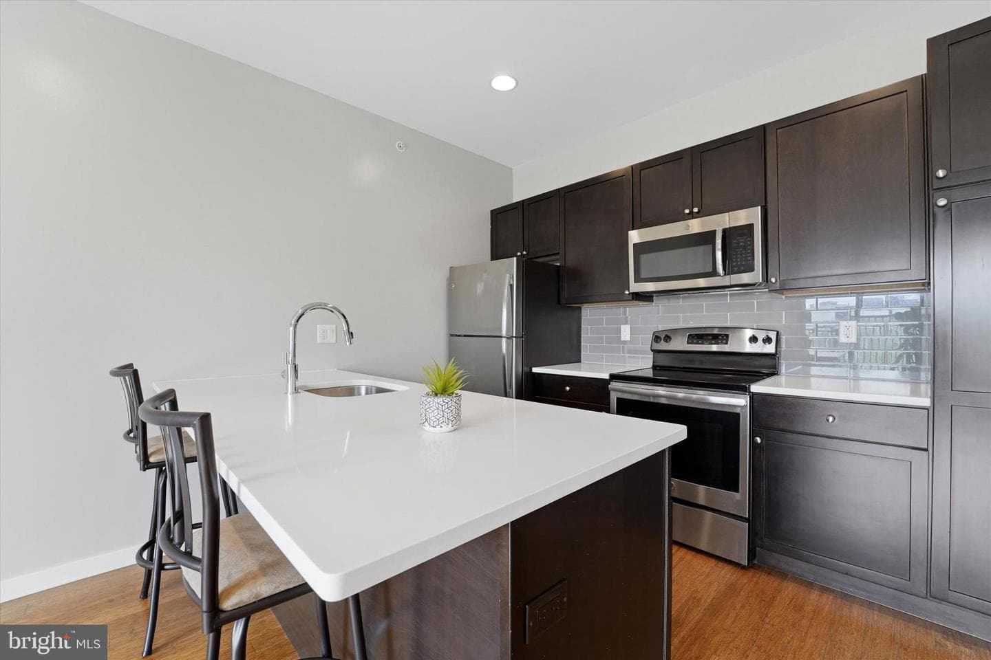 1608 Ridge Avenue #403 photo 12