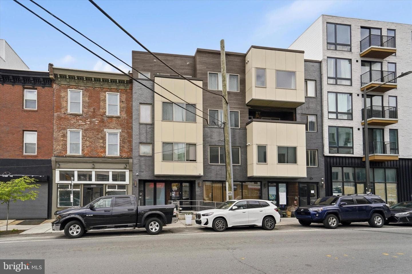 1608 Ridge Avenue #403 photo 3