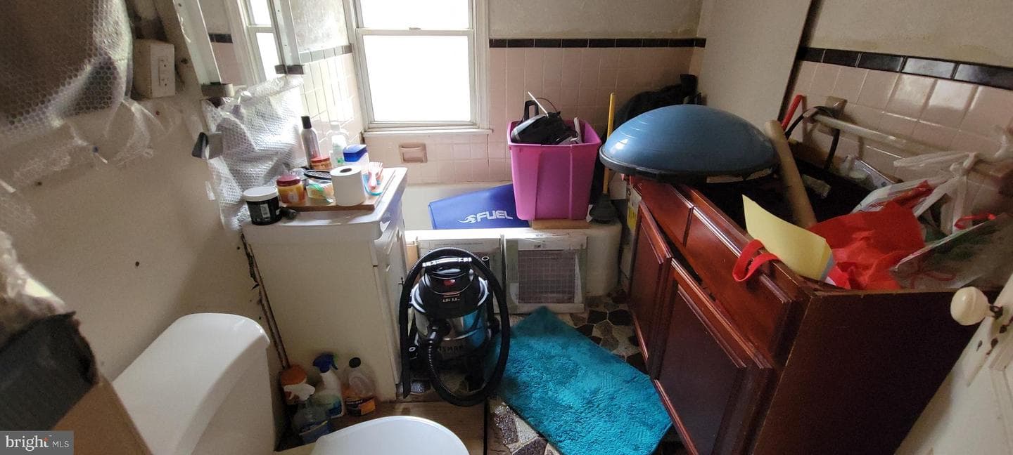 1683 Margaret Street photo 10