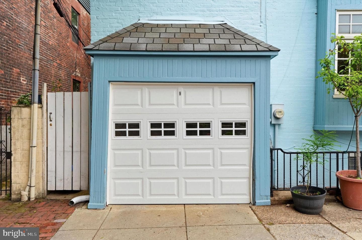 410 S 25th Street photo 3