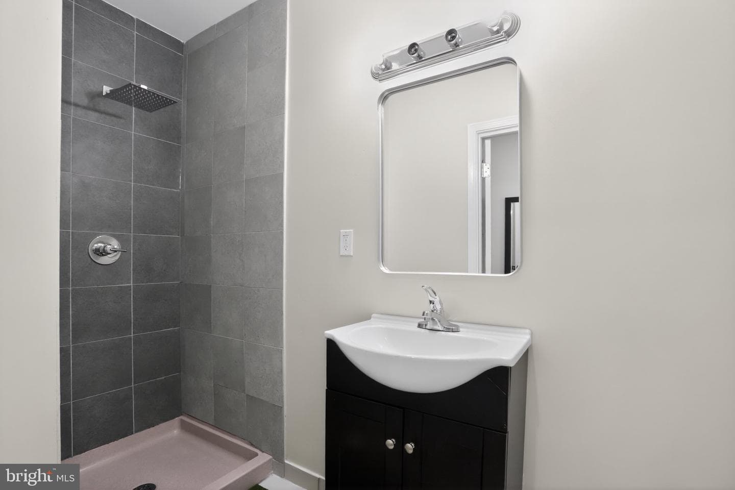 2624 Germantown Avenue photo 19