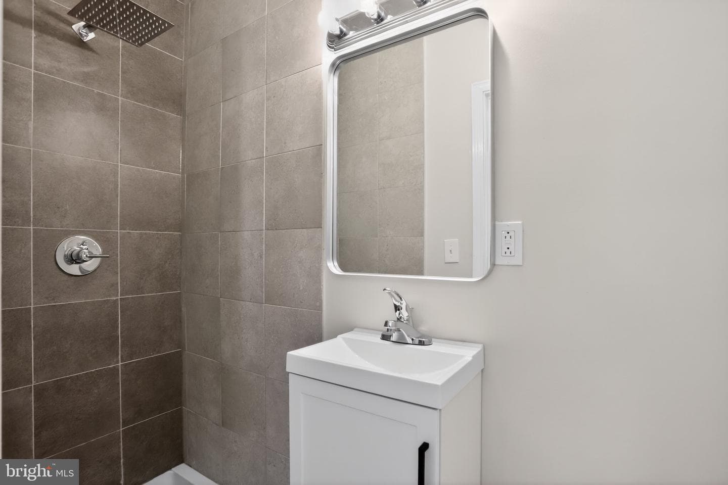 2624 Germantown Avenue photo 32