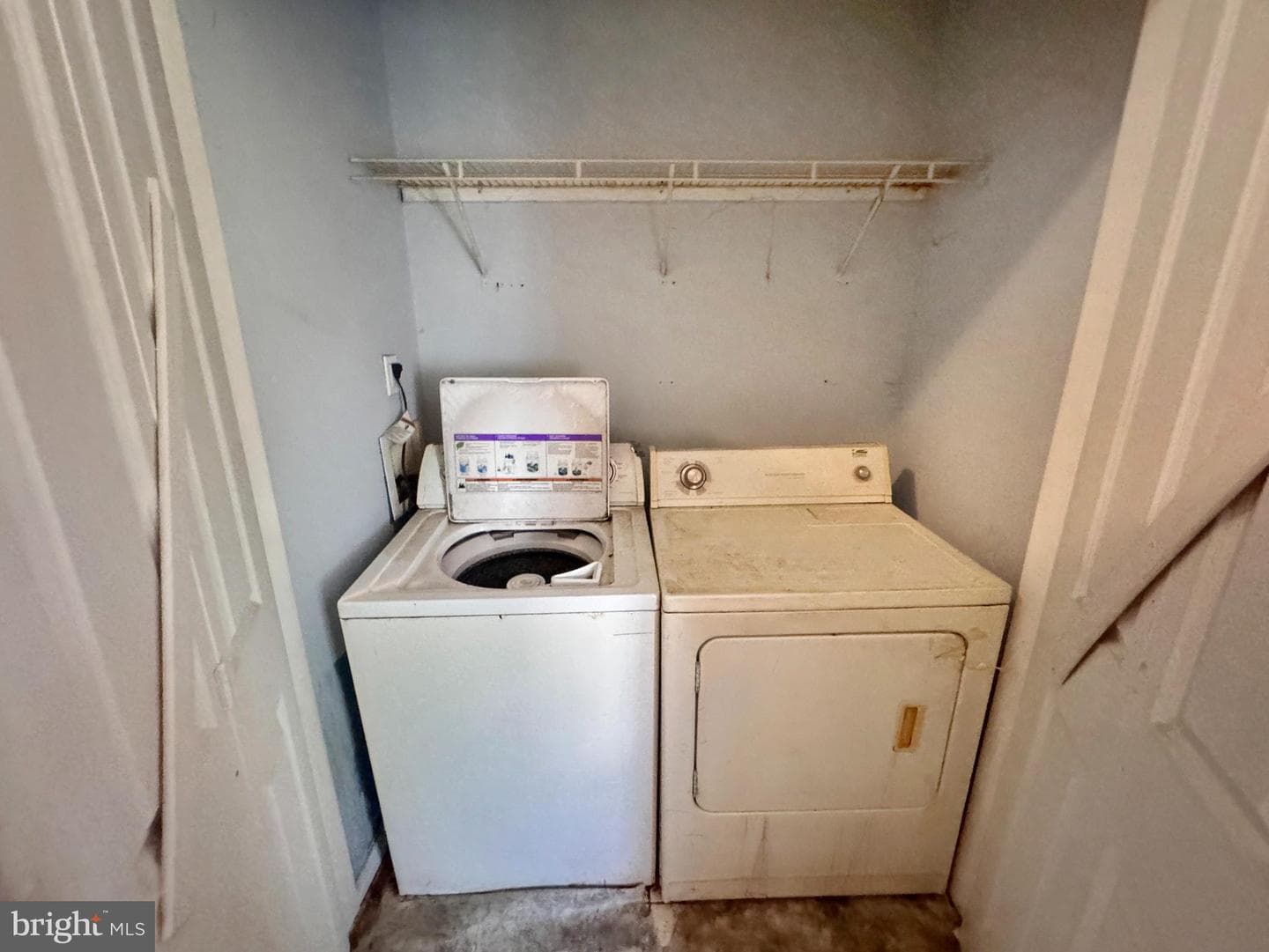 314 N Robinson Street photo 9