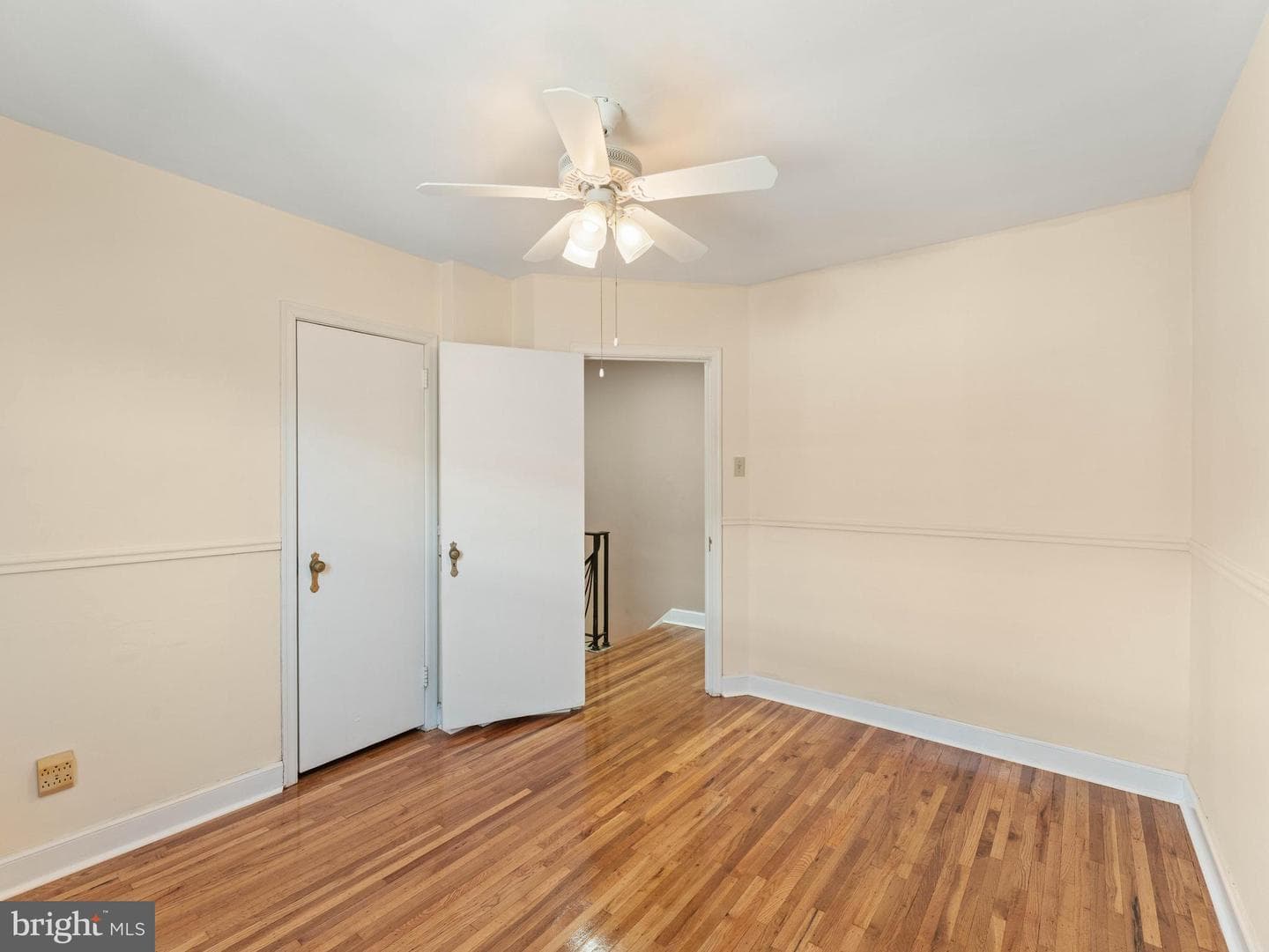 1136 Kerper Street photo 21