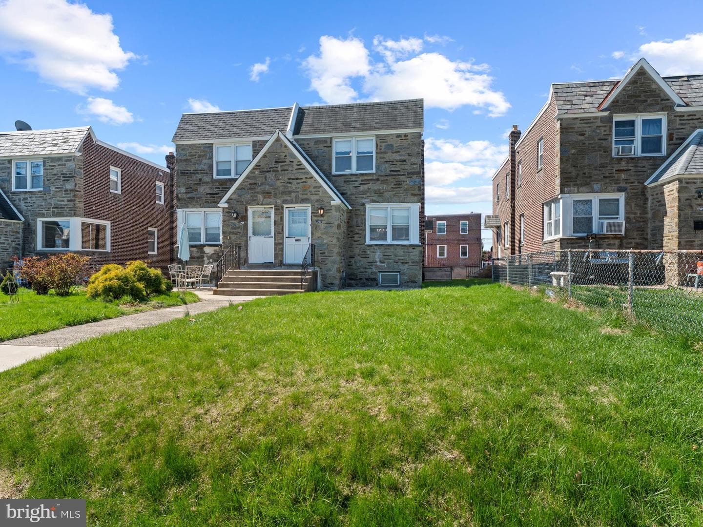 1136 Kerper Street photo 3