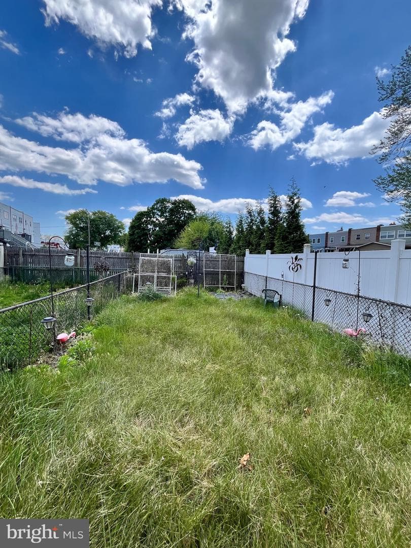 12215 Sweet Briar Road photo 4