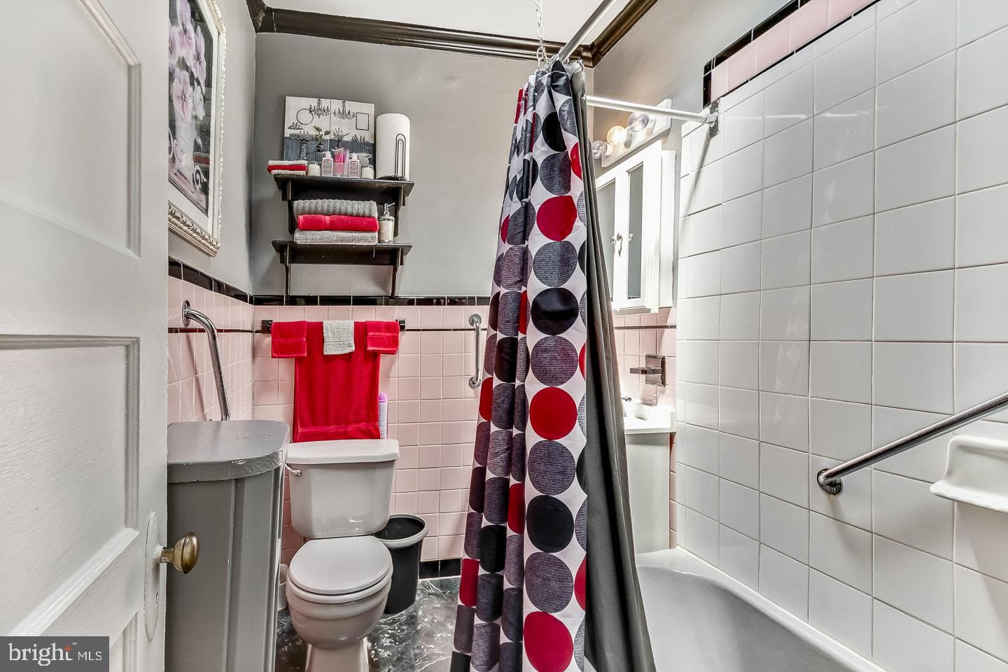5506 Delancey Street photo 16