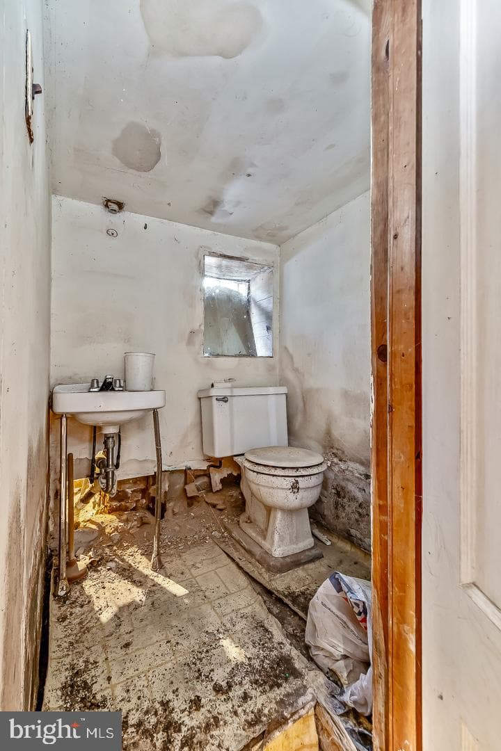 5506 Delancey Street photo 20