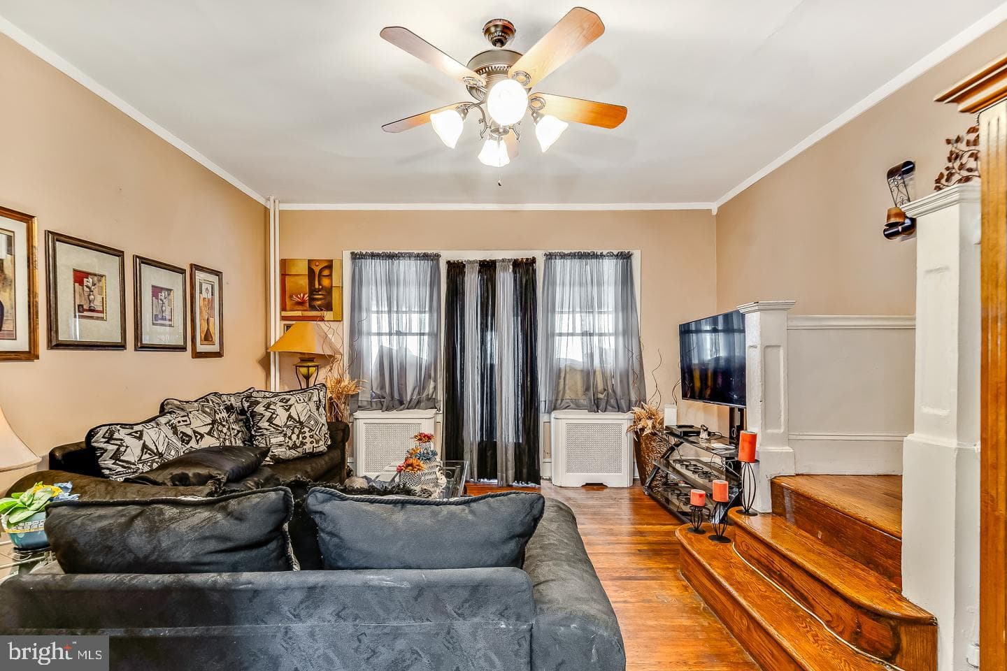 5506 Delancey Street photo 4