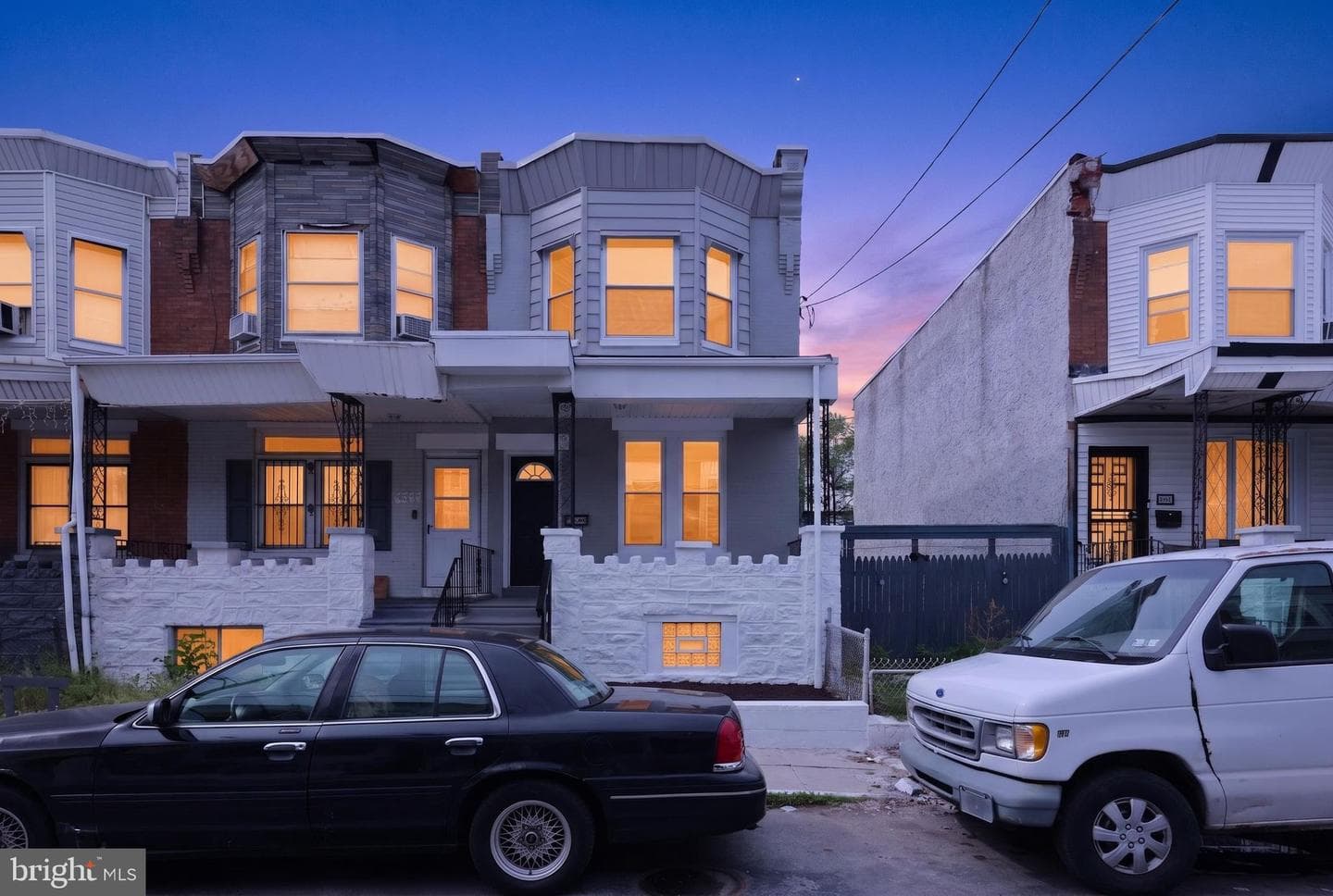 5644 Addison Street photo 2