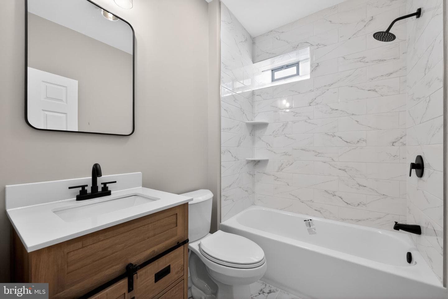 5644 Addison Street photo 28