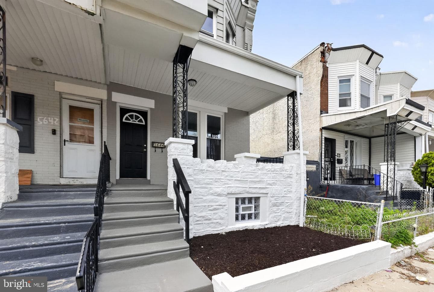 5644 Addison Street photo 3