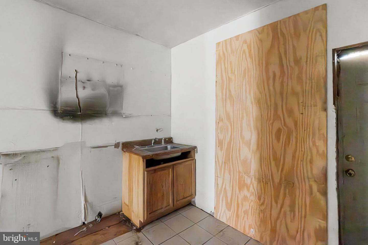 1615 S Conestoga Street photo 9