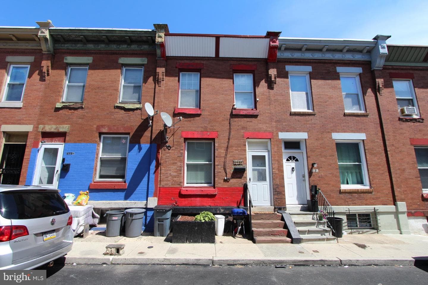 2737 N Opal Street photo 3