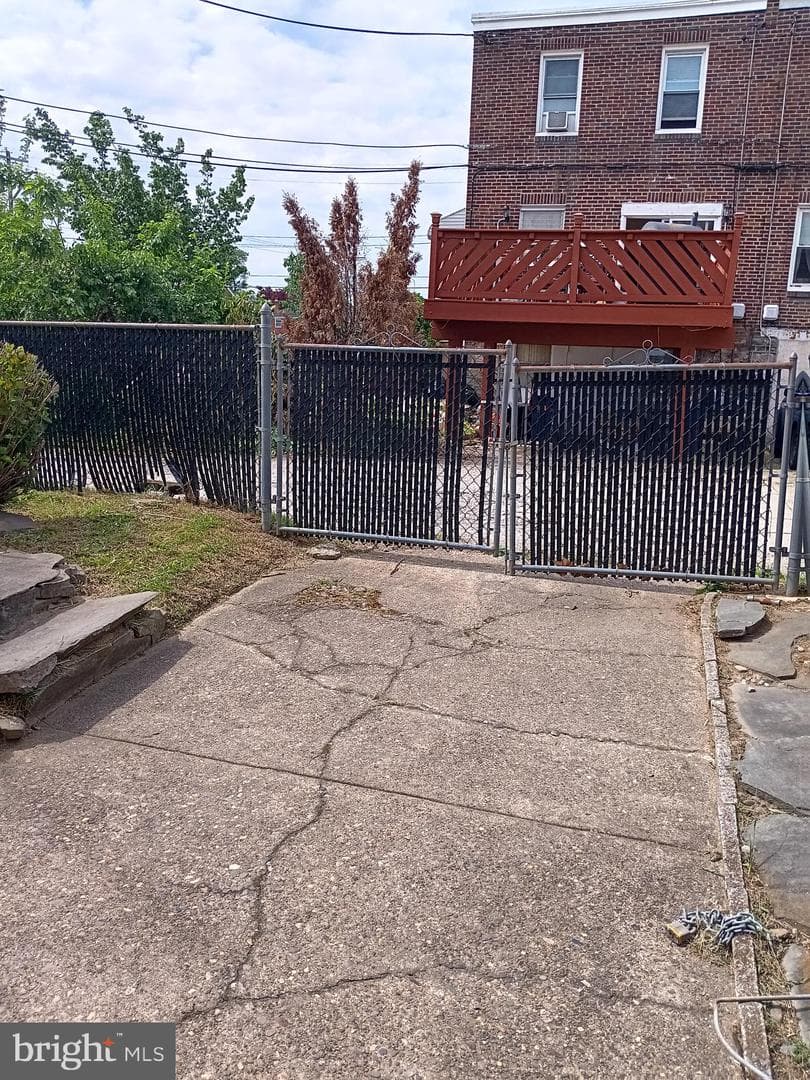 838 Glenview Street photo 56