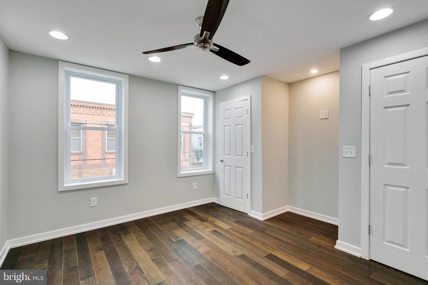 1903 S Warnock Street photo 28