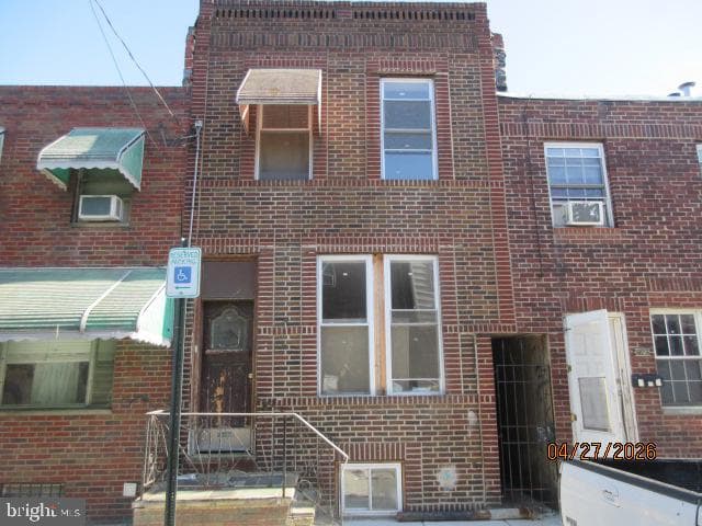 929 Cantrell Street photo 1