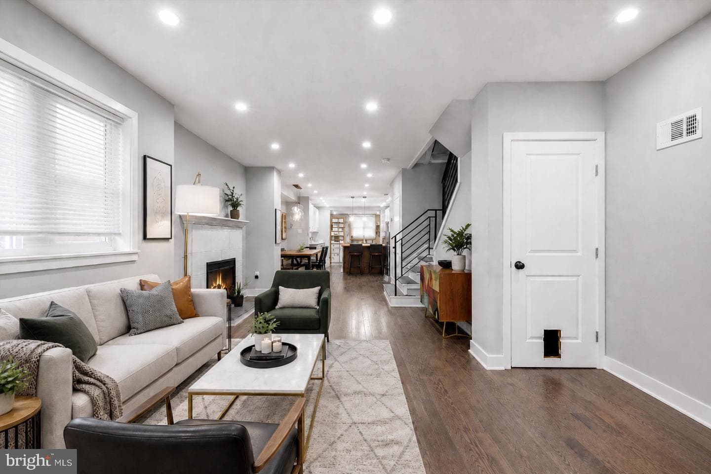 6240 Washington Avenue photo 3