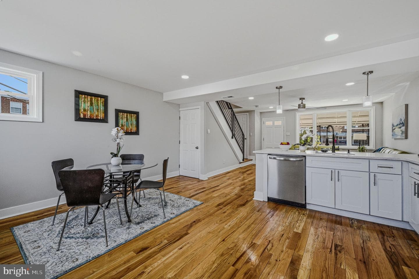 7525 Dickens Place photo 13