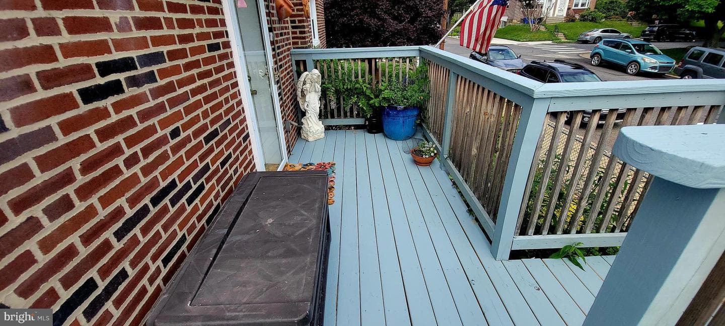 4032 Lansing Street photo 11