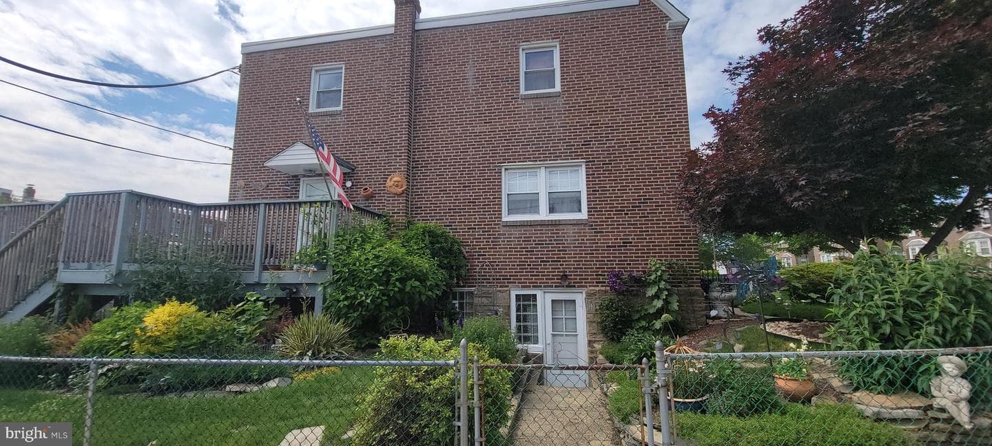 4032 Lansing Street photo 5