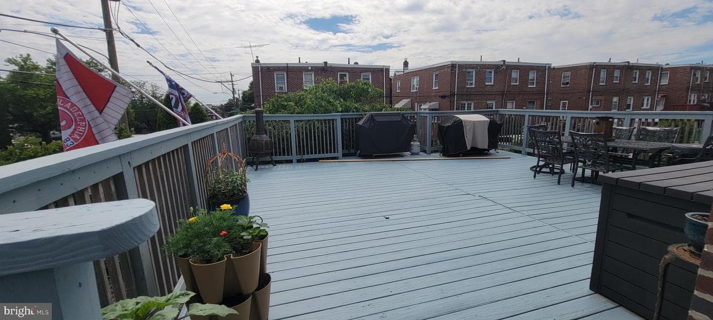 4032 Lansing Street photo 9