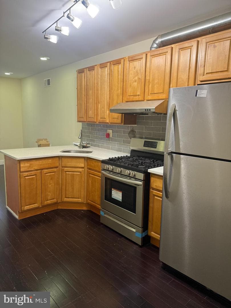 2508 S 7th Street, Philadelphia