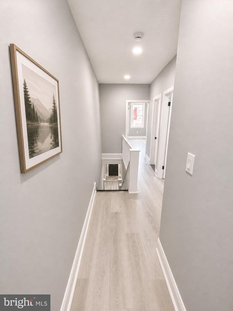 5542 Elliott Street photo 22