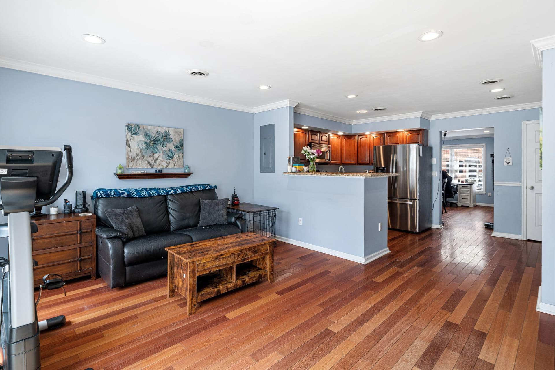 3567 E Thompson Street photo 9