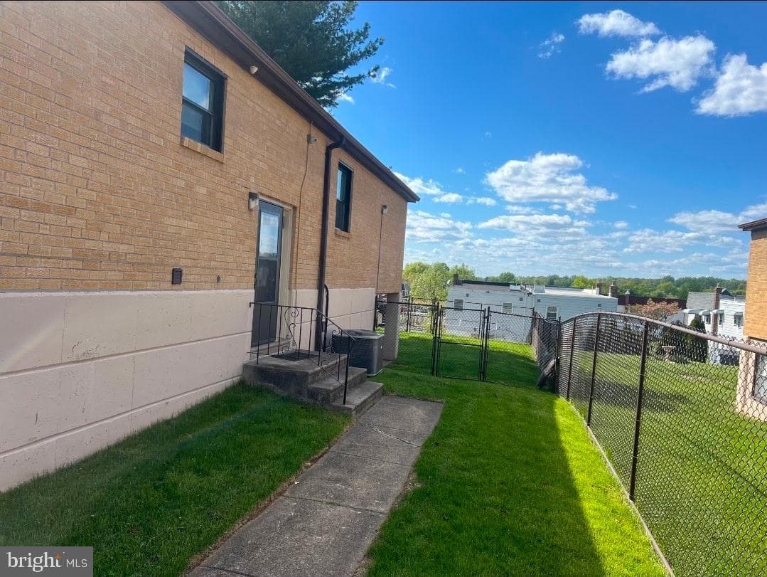 11710 Ferndale Street photo 19