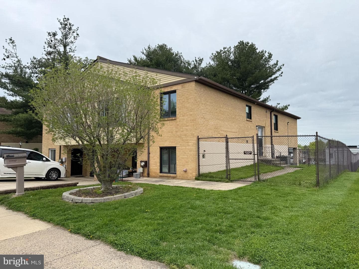 11710 Ferndale Street photo 23