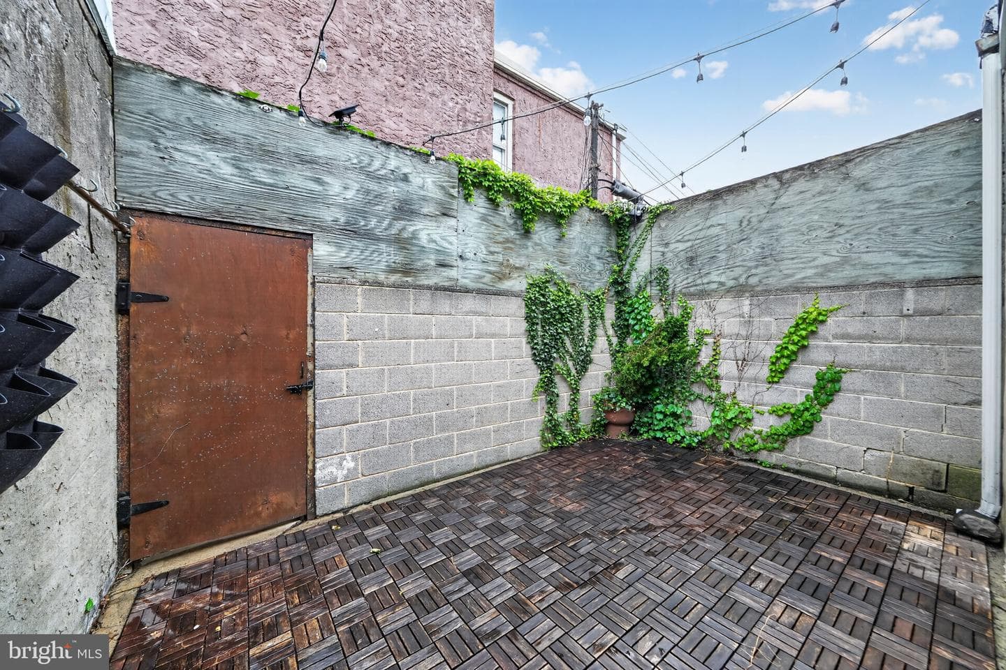 2448 Amber Street photo 17