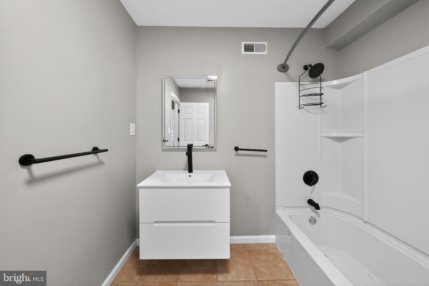 2448 Amber Street photo 23